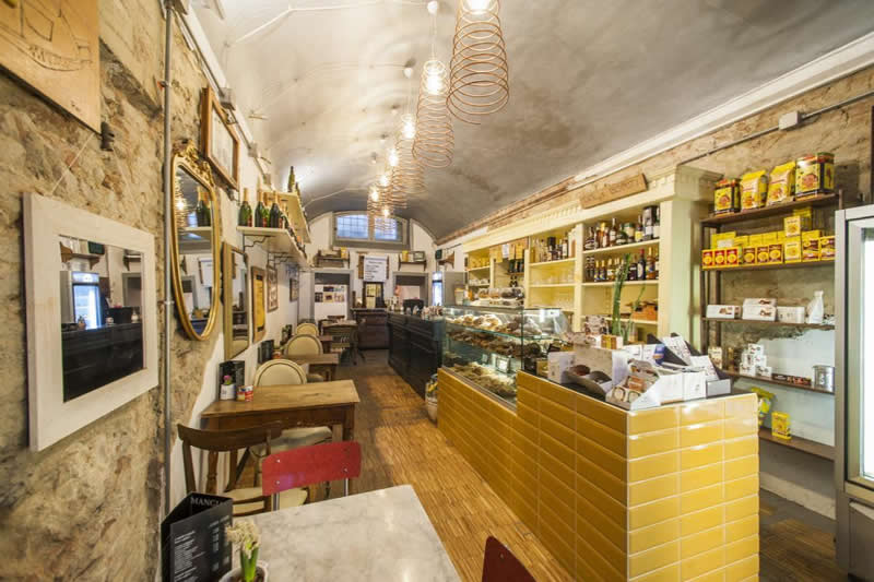 Wine Shop Wine Bar furniture for Gusti continentali Siena